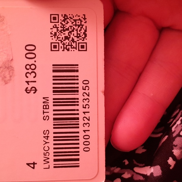 Luluemon 28" never warn - Picture 4 of 4